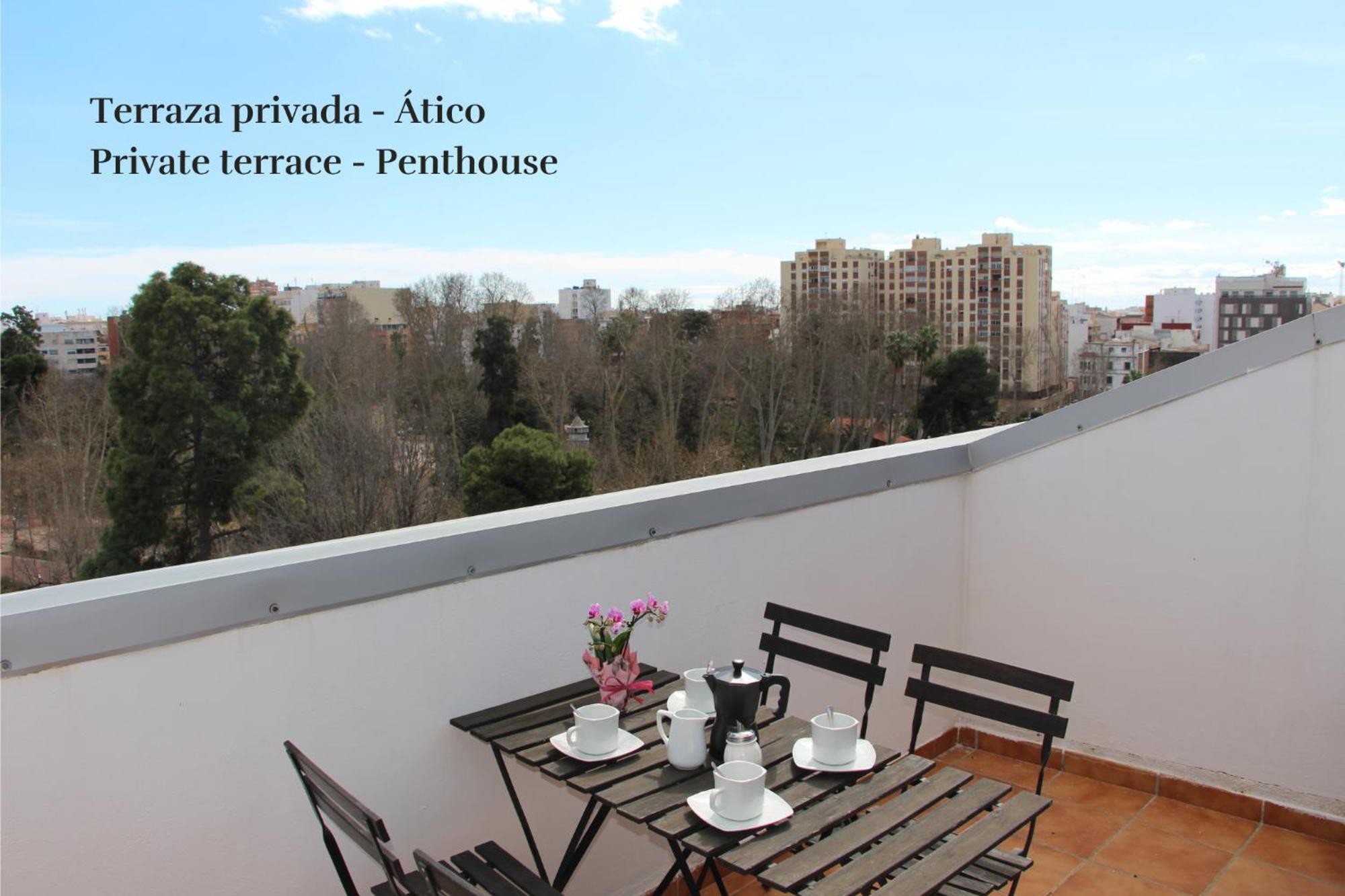 Apartamentos La Pergola Castellon Castellón de la Plana Exterior photo